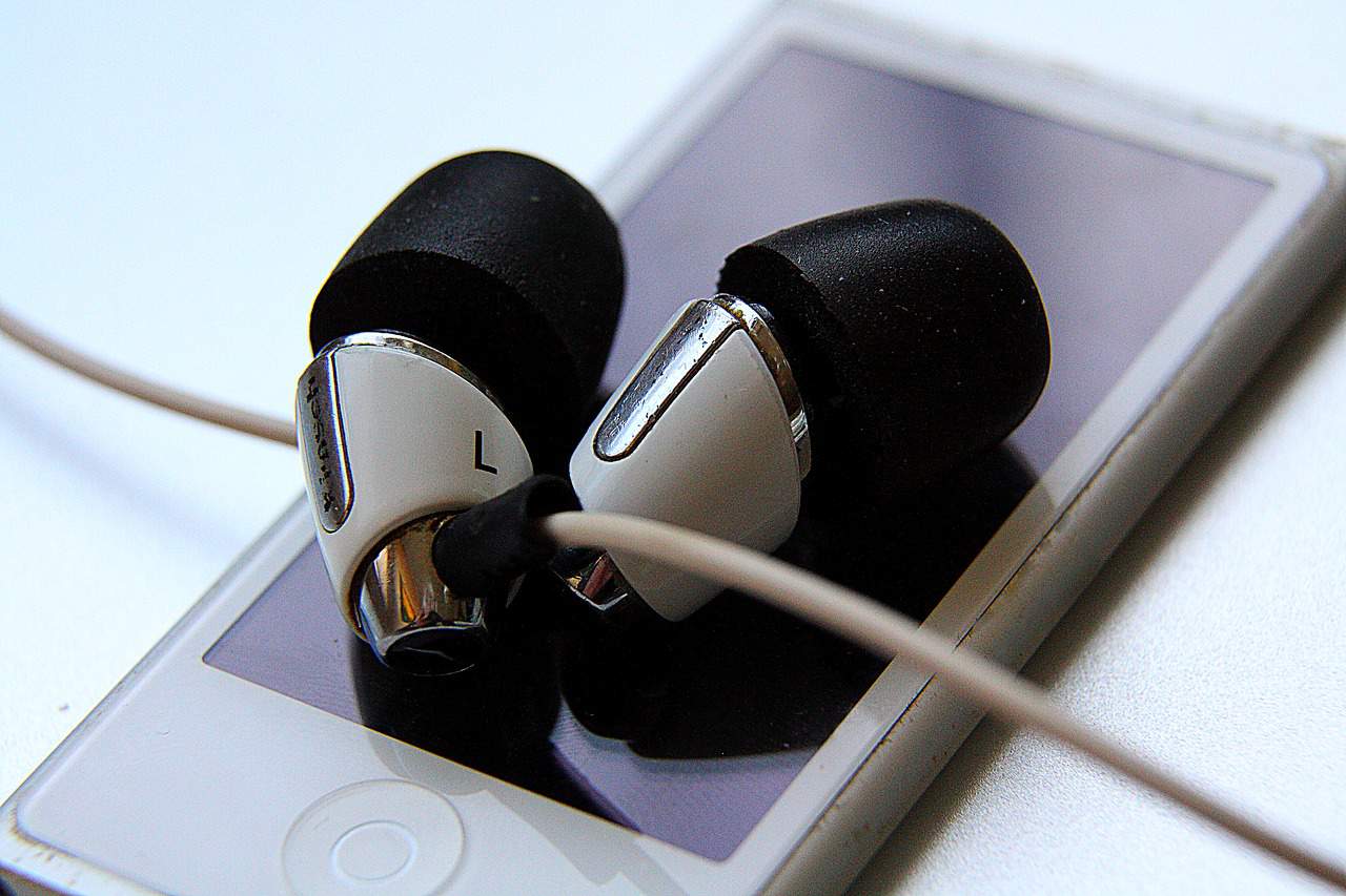 Best Earbuds Under $50 (in-ear headphones)