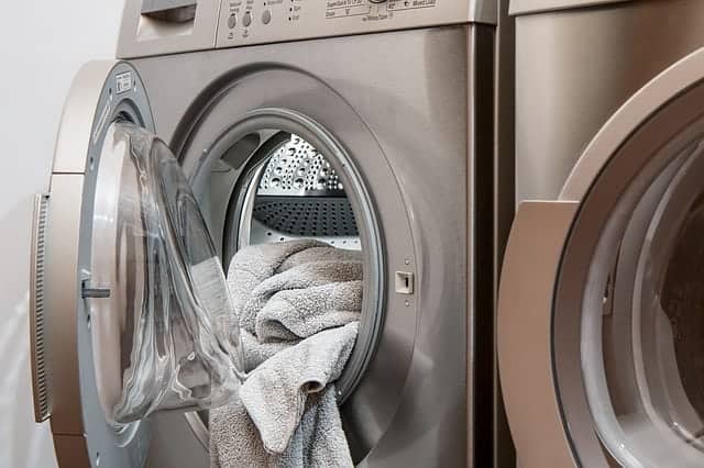 Does Dryer Kill Bed Bugs? Laundering Items