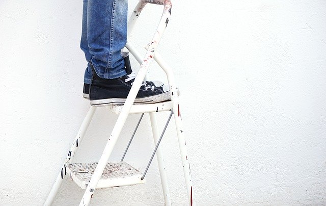 Best Ladder for Painting 2 Story House